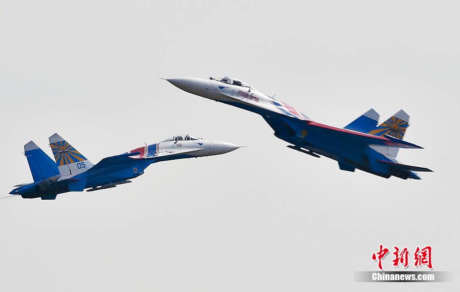 俄羅斯“勇士”表演隊的蘇27