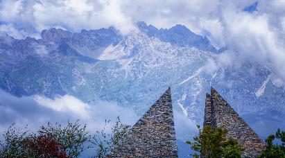 景點(diǎn)：東巴秘境