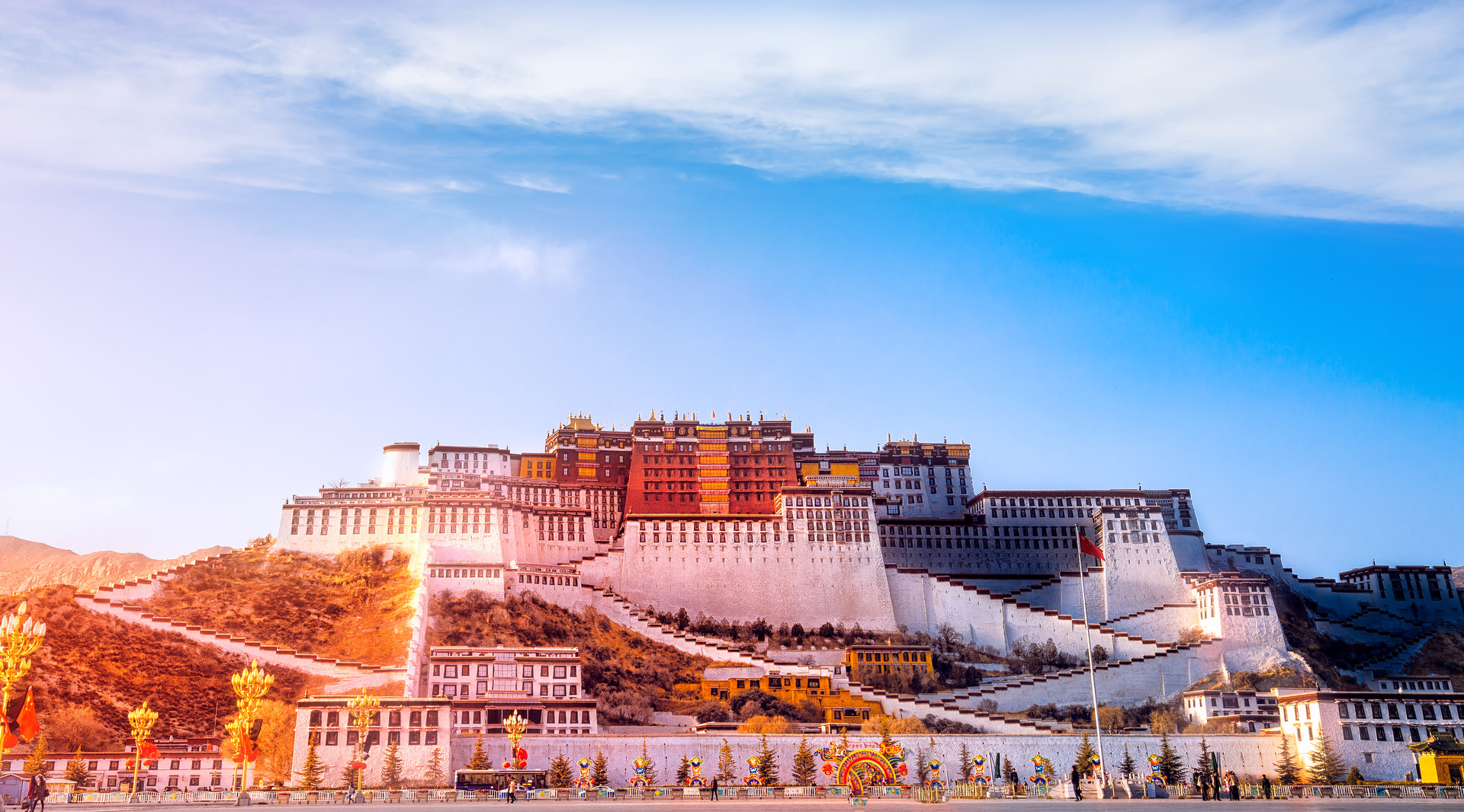 布達拉宮封面圖