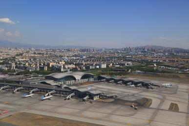 【中亞兩國】<恰倫大峽谷 阿拉木圖 奇姆肯特古城遺址 塔什干電視塔 雅克城堡 烏魯伯格經學院>