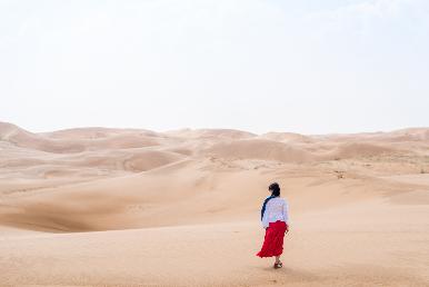 景點：銀肯響沙灣風光