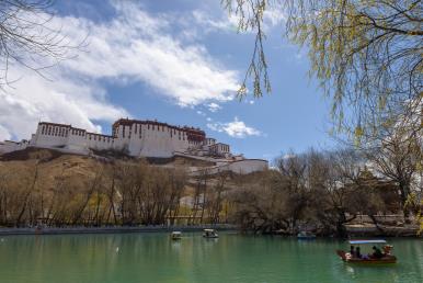 景點：龍王潭公園