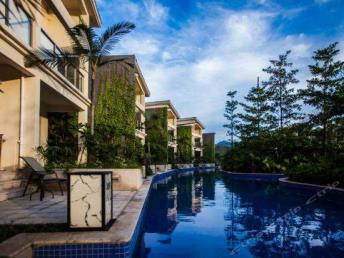 景點:林泉酒店泳池